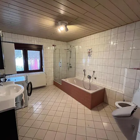 Zimmer Mit Gemeinschaftsraumen * Kindsbach